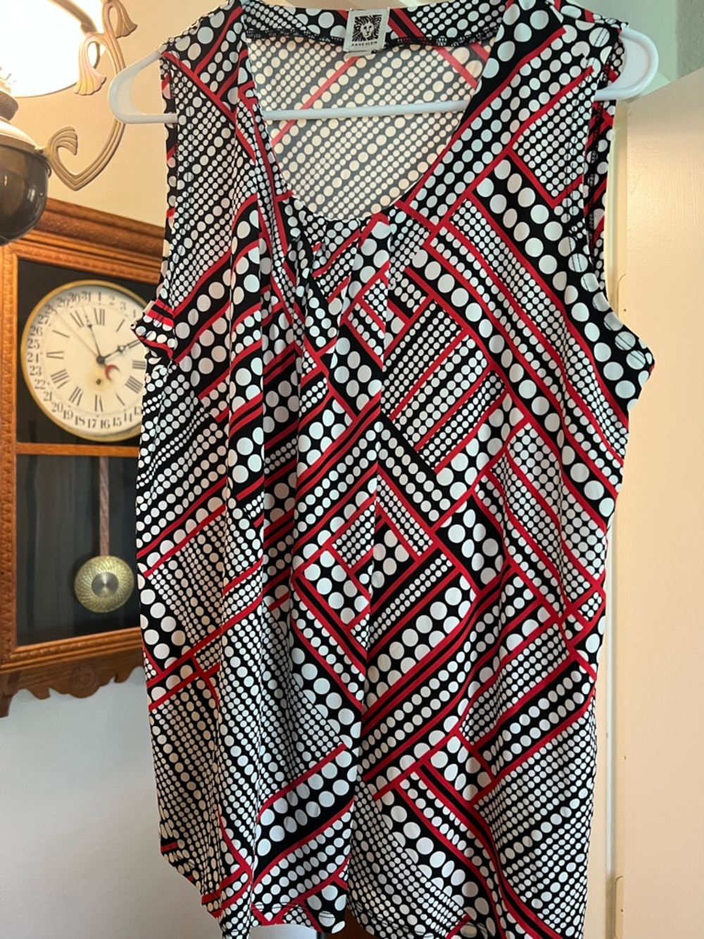 Anne Klein Black White Red Sleeveless Top …